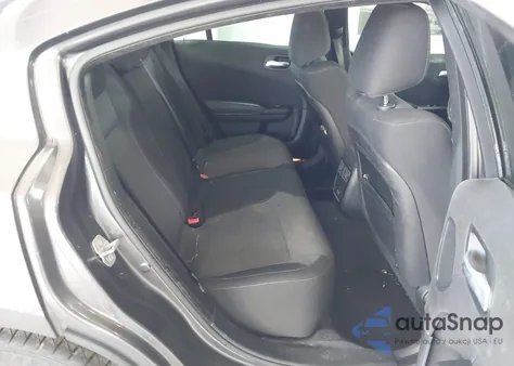 2016 Dodge Charger Sxt z USA, uszkodzony, nr VIN 2C3CDXHG3GH139853